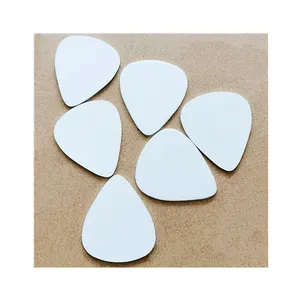 Pick gitar kosong aluminium kustom dua sisi putih kosong pewarna sublimasi aluminium cetak gitar