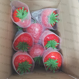 Décoration de Galerie d'Art Moderne, Fruits Artificiels, Fraise Géante Surdimensionnée pour la Décoration d'Événements et de Fêtes - Product Image 6