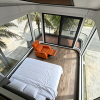 Kiosque XULV en forme de capsule spatiale pour boutique de rue, fourni par l'usine