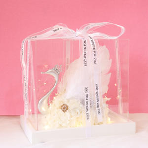 Regalo del Día de San Valentín Flor eterna Hortensia Flor seca Cisne Rosa preservada Acrílico Caja Regalos de regalo para mamá Mujeres - Product Image 5