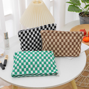 Sac à carreaux tricoté - Trousse de toilette multifonctionnelle grande capacité, pochette portable en tissu tricoté doux - Product Image 4