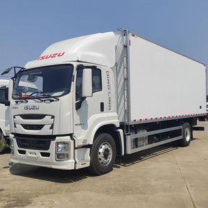 Camion frigorifique ISUZU GIGA FTR 10 tonnes <span class=keywords><strong>pour</strong></span> le <span class=keywords><strong>transport</strong></span> de produits alimentaires, jus, films, médicaments - Product Image 1