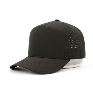 Nueva Gorra de 7 Paneles para Adulto, Estructurada, con Visera Ligeramente Curvada, Orificios Cortados con Láser, Personalizable con Serigrafía, Negra, Promocional - Product Image 1