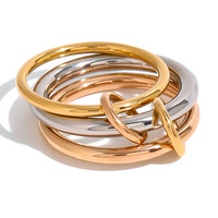 3 Pcs/set Acier inoxydable Couleur mélangée Anneau fin Étanche Empilé Porter des anneaux de charme Non Fade Daily Jewelry Cadeaux pour les femmes
