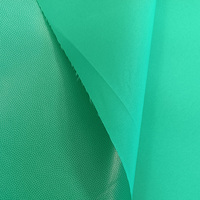 Tissu tissé en polyester Offre Spéciale pongé antistatique imperméable Anti-UV tissu polyester respirant coupe-vent pour vêtements