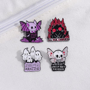 4 gaya pin kerah ajaib kustom pin bros Enamel lucu pin topi untuk Natal Halloween menampilkan kucing kelelawar penyihir hewan dibuat logam - Product Image 1