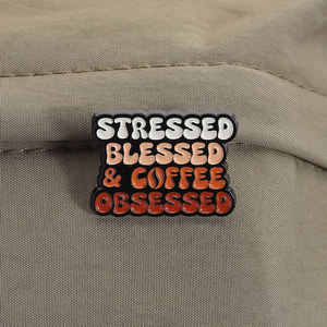 Goede Vibes En Hete Koffie Emaille Pin Grappige Citaat Broche Sieraden Cadeau Voor Koffieliefhebbers Vrienden Bulk Groothandel - Product Image 3