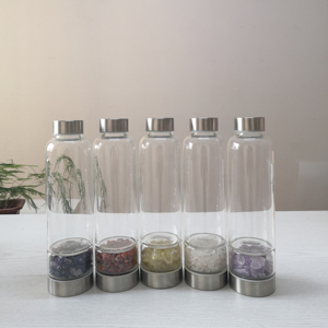 Nouveaux produits 2025 Bouteille d'<span class=keywords><strong>eau</strong></span> en cristal Bouteille d'<span class=keywords><strong>eau</strong></span> en pierre précieuse Infusée d'énergie Guérison naturelle Gemme d'<span class=keywords><strong>eau</strong></span> Sans BPA - Product Image 1