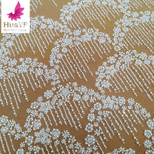 HY3046 Último <span class=keywords><strong>Blanco</strong></span> Trabajo Pesado 3D Perlas Con Cuentas Encaje Boda Nupcial Con Lentejuelas Tela Africana Al Por Mayor - Product Image 3