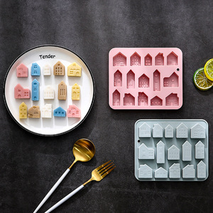Moules à gâteau en silicone antiadhésifs sur le thème de la maison, de qualité alimentaire, réutilisables, mignons, en silicone magnétique pour chocolat, bonbons et glaces DIY - Product Image 5