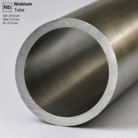 Tube de Niobium Sans Soudure de Haute Pureté Nb1 ASTM B394, Tailles Personnalisées, Faible Dégazage, pour Four à Vide UHV et Revêtement par Faisceau Électrique