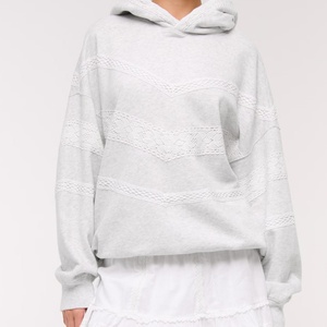 Haut décontracté surdimensionné pour femme avec cordon de serrage, logo imprimé et bordure en dentelle, style streetwear, personnalisable - Product Image 5