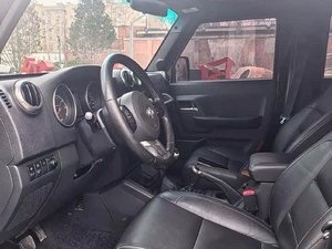 Voitures SUV à conduite à gauche à prix abordable, 4 portes, 5 places, SUV compact, Beijing Automotive <span class=keywords><strong>2016</strong></span> Bj40, expédition vers l'Afrique de l'Est - Product Image 5