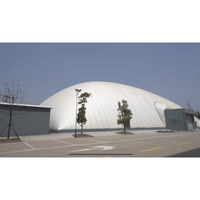 Dôme pneumatique préfabriqué OEM pour usage commercial, magasin de détail et salle d'exposition, bâtiment gonflable attrayant avec porte en verre