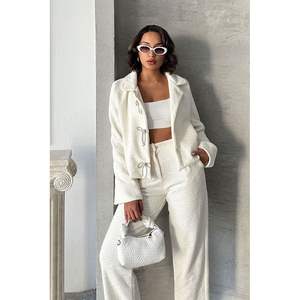 เสื้อแจ็คเก็ตหนังแบบกลับด้านได้ ปักลายสไตล์ตะวันตก วินเทจ สำหรับฤดูใบไม้ร่วง ฤดูใบไม้ผลิ ฤดูหนาว แต่งโบว์ลูกไม้ โพลีเอสเตอร์/คอตตอน ขายส่ง - Product Image 5