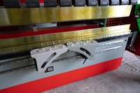 Presse plieuse hydraulique 125 tonnes 2500 mm CNC pour tôles avec butée arrière 4 axes
