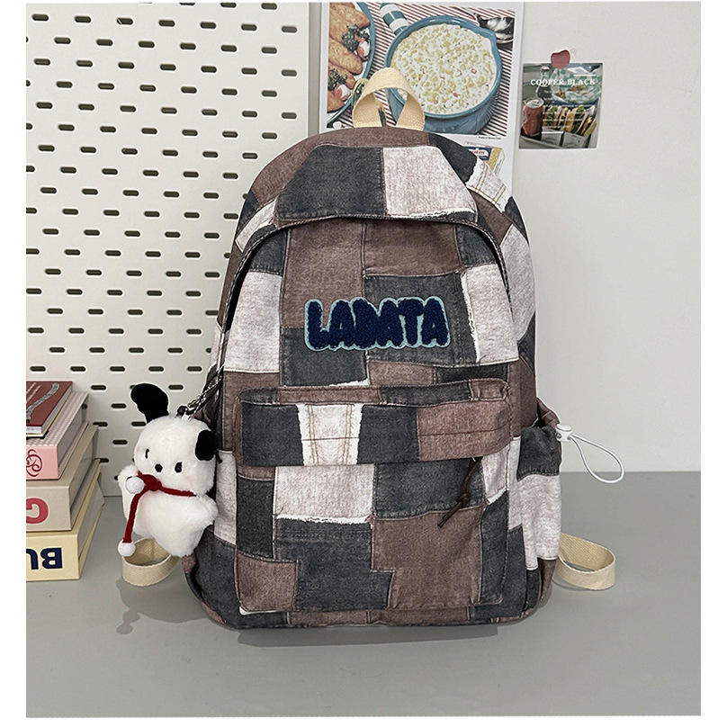 Pendentif ruban kaki