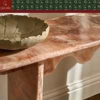 Table d'entrée en marbre rose veiné GOLDKING, design artistique moderne, sur mesure pour la décoration de hall d'entrée de luxe