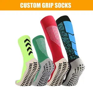 Ücretsiz tasarım & MOCK-UP özel raket çorap kaymaz futbol çorap çorap spor kavrama çorap önce kayma futbol