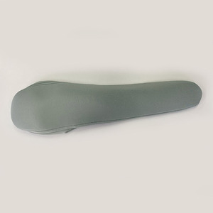 Fabriqué en feutre <span class=keywords><strong>de</strong></span> polyester épaissi <span class=keywords><strong>de</strong></span> 10mm, le <span class=keywords><strong>tapis</strong></span> <span class=keywords><strong>de</strong></span> <span class=keywords><strong>repassage</strong></span> avec fermeture éclair peut être installé <span class=keywords><strong>sur</strong></span> le bras <span class=keywords><strong>de</strong></span> la <span class=keywords><strong>table</strong></span> à repasser PONY - Product Image 6