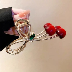 Pinzas elegantes para el pelo de <span class=keywords><strong>Metal</strong></span> cereza para mujer, pasadores de moda coreana, pinzas grandes para el pelo de tiburón con cola de caballo para niñas - Product Image 5