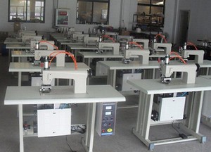 Prix usine 100mm <span class=keywords><strong>machine</strong></span> de Gaufrage couverture <span class=keywords><strong>machine</strong></span> à <span class=keywords><strong>coudre</strong></span> de dentelle ultrasonique à <span class=keywords><strong>vendre</strong></span> - Product Image 6