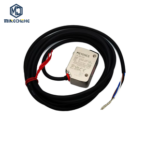 KEYENCE LR-ZB100P เซ็นเซอร์เลเซอร์ CMOS แบบรวมในตัว ของแท้ใหม่ - Product Image 1