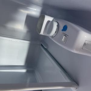 Refrigerador Doméstico de Tres Puertas de Acero Inoxidable con Descongelación Manual y Ahorro de Energía, Modelo 152, para un Mayor Rendimiento - Product Image 5