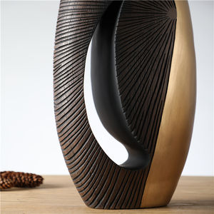 Groothandel goedkope prijs luxe stijl huisdecoratie gouden hars ambachtelijke interieur accessoires vaas hoge vloer vazen voor huisdecoratie - Product Image 6