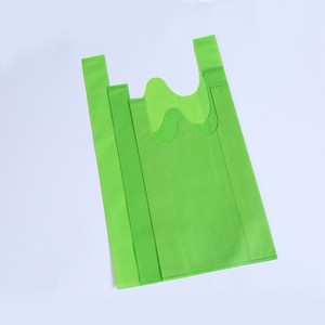 Sacs de transport non tissés biodégradables-Sacs à provisions légers de style t-shirt pour épicerie/magasins de vêtements - Product Image 6