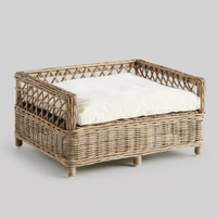 Lit pour animaux de compagnie en rotin fait à la main durable Meubles tissés naturels Fournitures pour animaux de compagnie pour chiens et chats Vente en gros du Vietnam