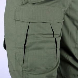 Venta al por mayor uniforme táctico camisa y pantalones con coderas y rodilleras equipo táctico digital colores de camuflaje - Product Image 4