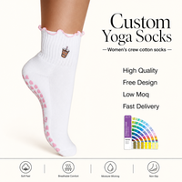 Chaussettes de yoga antidérapantes en coton épais pour femme, avec revers à volants, coussinets et logo personnalisé, idéales pour le Pilates en hiver