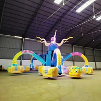 Manège en forme de grand poulpe sur le thème de l'océan pour aire de jeux extérieure, fête foraine, équipement d'amusement familial rotatif