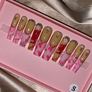 Venta al por mayor de <span class=keywords><strong>piedras</strong></span> ostentosas de lujo personalizadas, prensa en las <span class=keywords><strong>uñas</strong></span>, ataúd medio, corazón, perla, Punta francesa, <span class=keywords><strong>uñas</strong></span>, manicura, acrílico, palo en las <span class=keywords><strong>uñas</strong></span> - Product Image 4