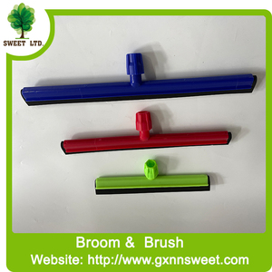 Làm sạch nhựa sàn giống cây chổi gạt nước tùy chỉnh PP + TPR cao su với thanh gỗ - Product Image 4