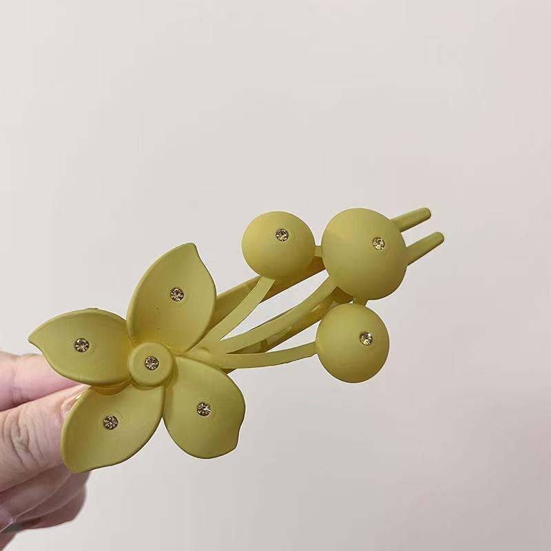 สีเหลือง