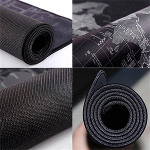 Fabricant chinois Meilleure qualité <span class=keywords><strong>Tapis</strong></span> <span class=keywords><strong>de</strong></span> <span class=keywords><strong>souris</strong></span> <span class=keywords><strong>de</strong></span> jeu anti-rayures <span class=keywords><strong>de</strong></span> dessin animé XXL Taille personnalisée pour <span class=keywords><strong>les</strong></span> joueurs - Product Image 2