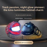 Porte-clés casque ABS lumineux créatif, pendentif de sac exquis et mignon, mini veilleuse, petit cadeau pour machine à griffes, vente en gros
