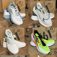 Conteneur complet de chaussures d'occasion en gros : baskets pour hommes et femmes, stock de liquidation