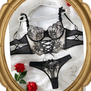 Ensemble de lingerie <span class=keywords><strong>sexy</strong></span> 2 pièces en dentelle transparente pour femme, respirant, en polyamide, avec bonnets pointus, pour des nuits passionnées - Product Image 2