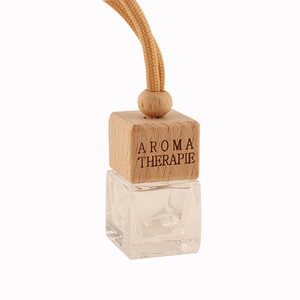 Sıcak satış ahşap asılı araba koku yayıcı 6ml 8ml 10ml kare kap bej halat araç parfüm şişesi - Product Image 2