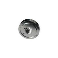 Couvre-moteur en aluminium usiné CNC avec axe ventilé et trous de fixation pour applications de fraisage