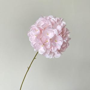 Varios Estilos de Hortensias Verdes Artificiales para Bodas - Product Image 4