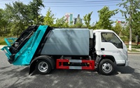 Camion compacteur à ordures ISUZU 5 m³ 4x2 Diesel Boîte de vitesses manuelle