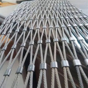 <span class=keywords><strong>Filet</strong></span> métallique en acier inoxydable <span class=keywords><strong>de</strong></span> coupe personnalisée <span class=keywords><strong>de</strong></span> haute qualité Installation facile bateau <span class=keywords><strong>de</strong></span> pêche projecteur Protection corde maille - Product Image 2