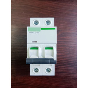 Interruptor Automático Miniatura (MCB) IC65N 2P C32A, Nuevo, 100% Original, 6KA 400V - Product Image 1