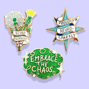 Pins de Solapa Personalizados al por Mayor, Pins de Metal Suave y Duro con Purpurina, Diseño de Anime, Pin de Solapa de Latón, Recuerdo, Regalo Promocional - Product Image 4