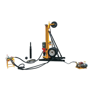 Petite plateforme de forage de puits d'<span class=keywords><strong>eau</strong></span> portable avec tête hydraulique et barre Kelly - Product Image 1