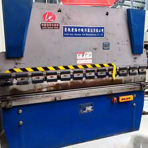 Piegatrice Idraulica CNC per Lamiera WC67Y-63 Tonnellate/2500mm e 40 Tonnellate/2000mm - Product Image 2